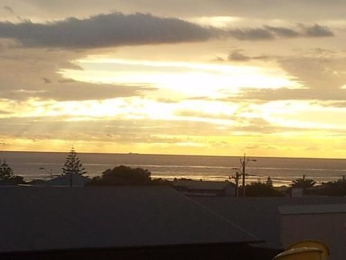 Christies Beach Hotel Clarendon Extérieur photo
